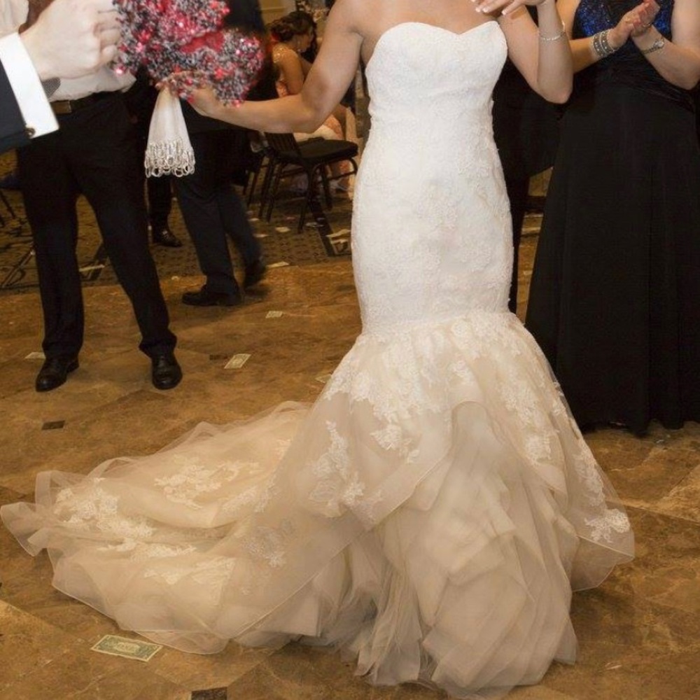 mermaid style wedding dress